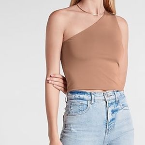 Body Contour One Shoulder Tank